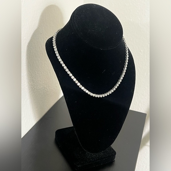 Bezel CZ Tennis Chain necklace| white Gold Plated | 42 cm - Picture 6 of 6